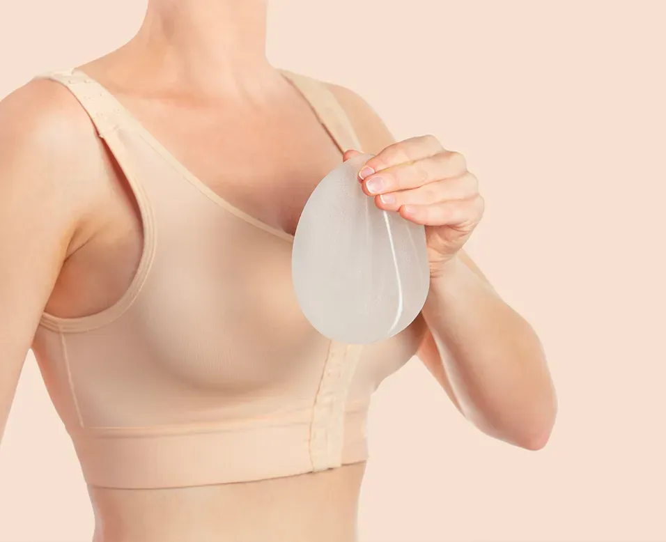 Volume proth&egrave;se mammaire : comment choisir un implant adapt&eacute; ?
